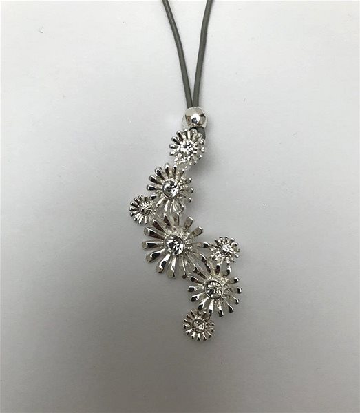 Intrigue Necklace with Crystals 59741.