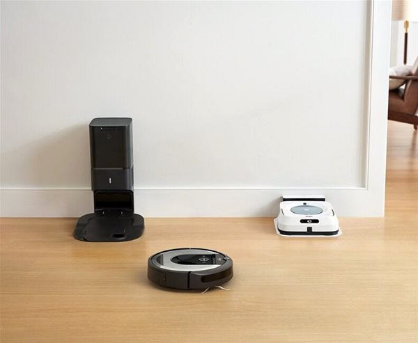 Robot Vacuum iRobot Roomba i7 Silver Lifestyle