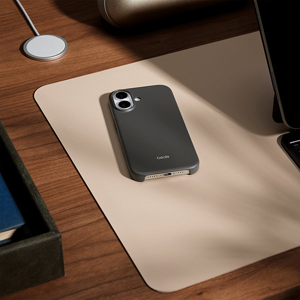 Handyhülle Apple Beats-Hülle für iPhone 17 mit MagSafe und Kamerasteuerung in Granitgrau ...