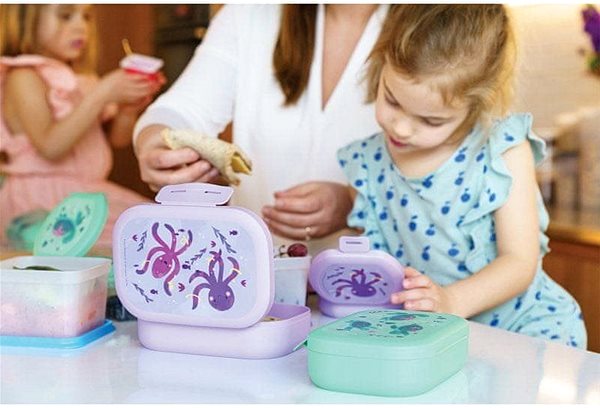 Snack Box DBP Octopus purple Lifestyle