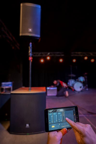 Reproduktor JBL EON715 ...