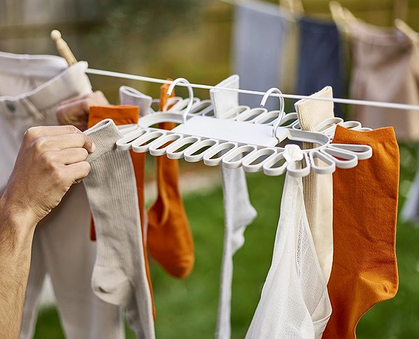 Joseph Joseph Laundry Dryer Petal 32 Piece Laundry Dryer, ecru .