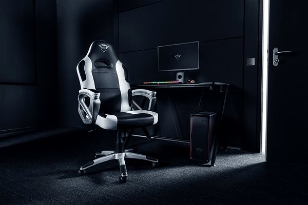 Gaming Chair Trust GXT 705W Ryon White Lifestyle