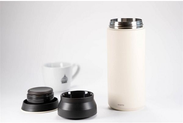 Thermal Mug Kinto Travel Tumbler White 500 ml Lifestyle