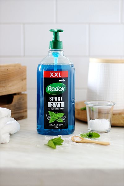 Sprchový gel Radox Sport 3v1 pánský sprchový gel na tělo, tvář a vlasy 750ml ...