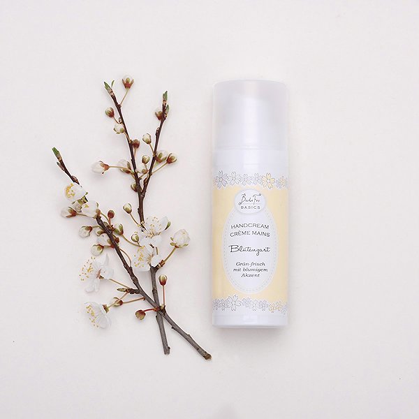 Hand cream BADEFEE Blütenzart 50 ml .