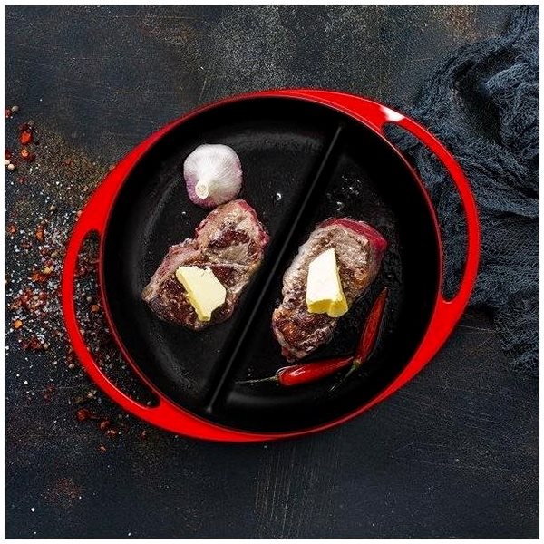 Pan LAVA METAL DUO cast iron pan 20 cm - red Lifestyle