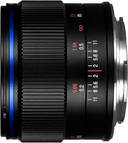 Lens Laowa lens 7.5 mm f/2 AE MFT .