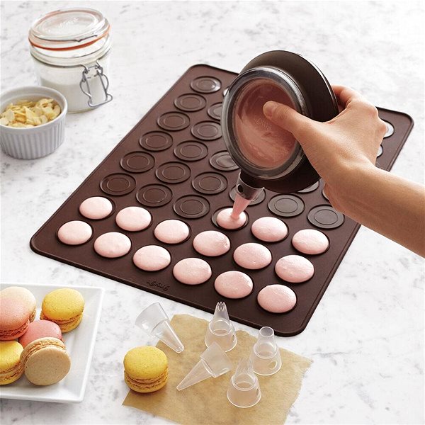 Baking Mould LEKUE Set for Baking Macarons Lékué Kit Macaron Lifestyle