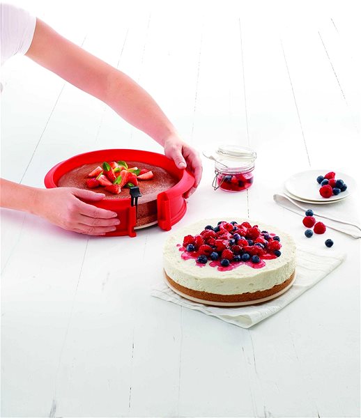 Baking Mould LEKUE Silicone Baking Dish for Cake Springform Mould 23cm | Red Lifestyle