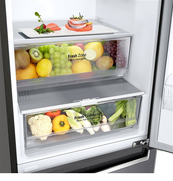 Refrigerator LG GBP62DSNFN Lifestyle