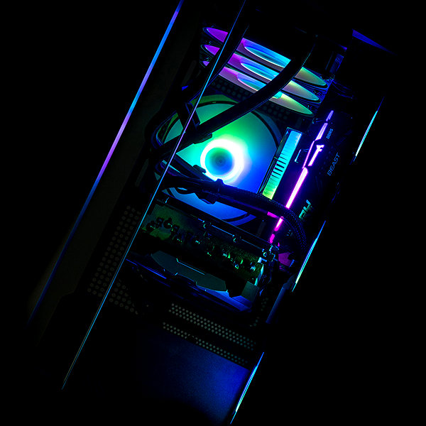 Herní PC LYNX Challenger Ryzen 7 RTX 5070 Ti ...