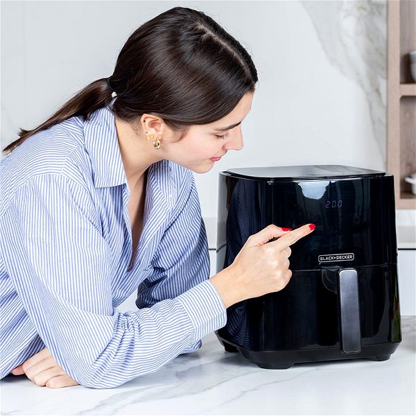 Hot air fryer Black & Decker BXAF5000E Hot air fryer 5 l .