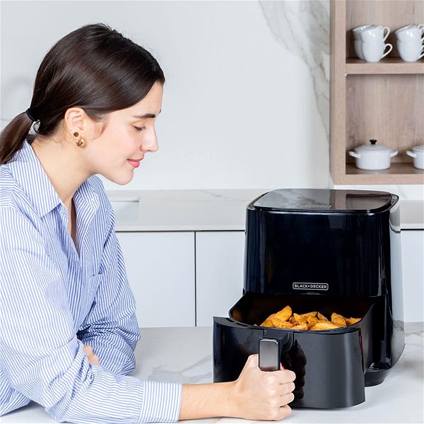 Hot air fryer Black & Decker BXAF5000E Hot air fryer 5 l .