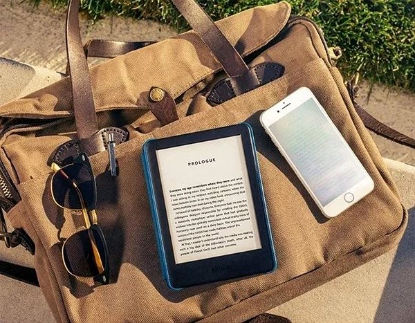 Elektronická čítačka kníh Amazon New Kindle 2020 8 GB čierny (renovovaný s reklamou) Lifestyle