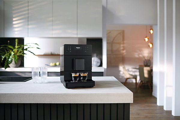 Miele CM 5510 OBSW/matt automatic coffee machine.