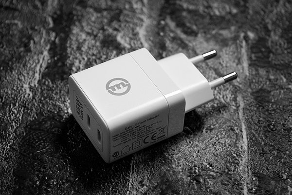 AC Adapter Mobile Origin 35W GaN III Super Charger Dual 2x USB-C White ...