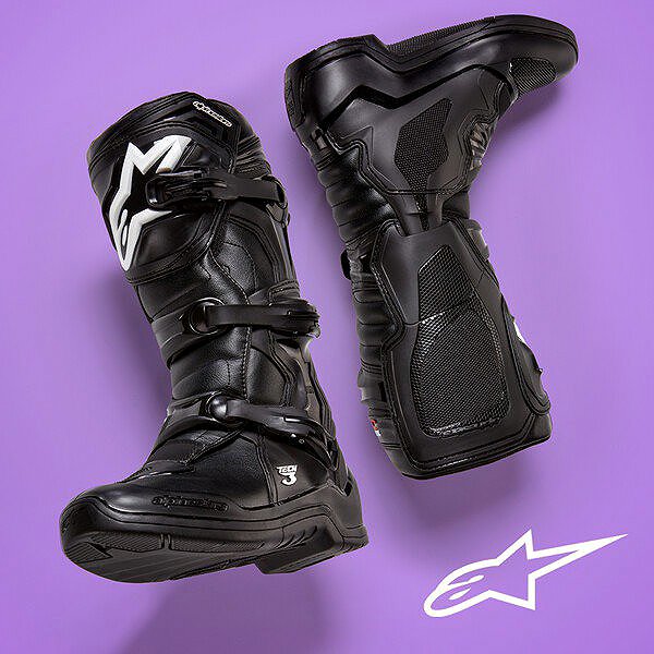 ALPINESTARS TECH 3 motorcycle boots, black, 2025, size 43 .