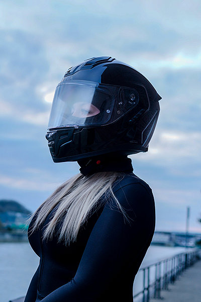 Motoros sisak SENA Phantom Bukósisak integrált Mesh headsettel, fényes fekete, mérete XL ...