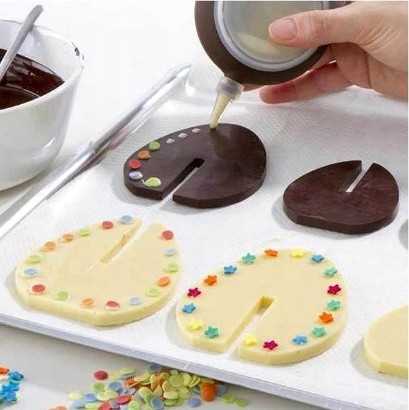 Baking Mould Master Silicone 3D mould Eggs ...