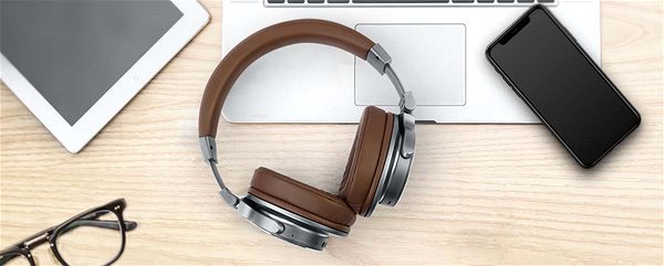 Wireless Headphones MUSE M-278BT Lifestyle