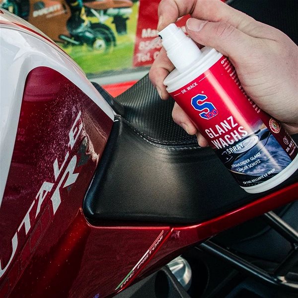 S100 Glanz-Wachs Spray motorcycle wax spray - 250ml.