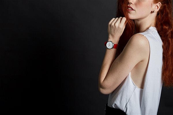Smart Watch Noerden LIFE2 Red Lifestyle