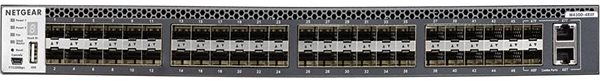 Switch Netgear XSM4348FS Csatlakozási lehetőségek (portok)