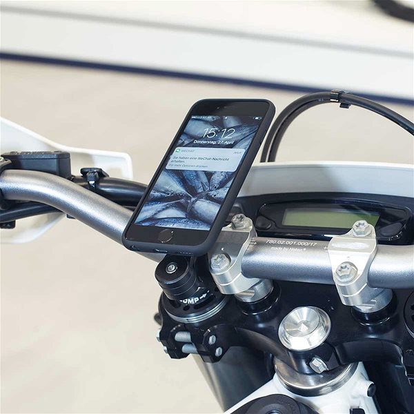 Držák na mobilní telefon SP Connect Moto Bundle pro iPhone 11 Pro Max/XS Max  Lifestyle