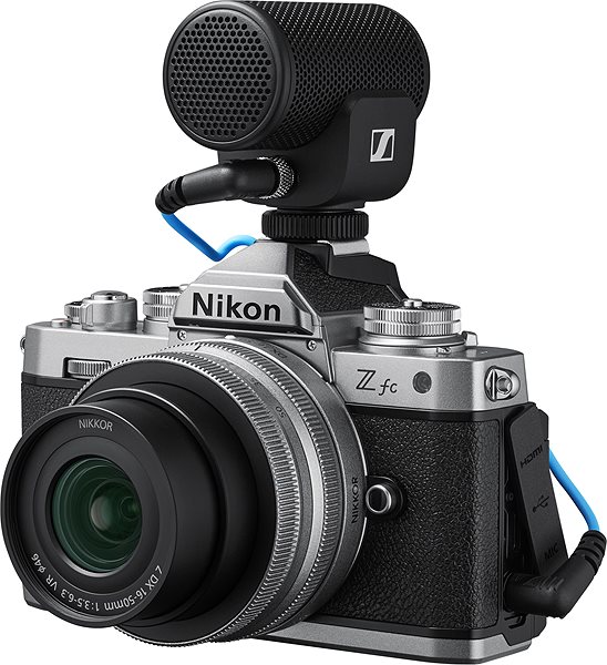 Digitális fényképezőgép Nikon Z fc Vlogger Kit Oldalnézet