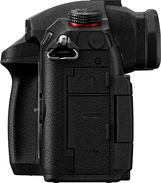 Digitálny fotoaparát Panasonic Lumix DC-GH5 Mark II + Leica DG 12 – 60 mm f/2,8 – 4,0 Bočný pohľad