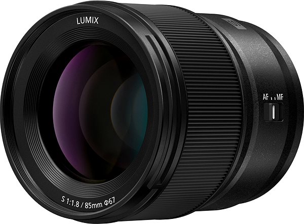Lens Panasonic Lumix S 85mm f/1.8 Lateral view