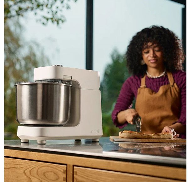 Ooni Halo Pro, white kitchen machine.