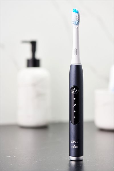 Elektromos fogkefe Oral-B Pulsonic Slim Luxe 4500 Matte Black Oldalnézet