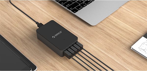 Nabíjačka do siete ORICO Charger PRO 5x USB čierna Lifestyle