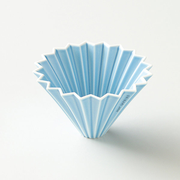 Origami Dripper M ceramic dripper in matte blue.