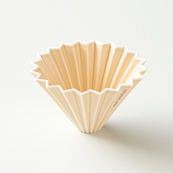 Origami Dripper M ceramic dripper, beige.