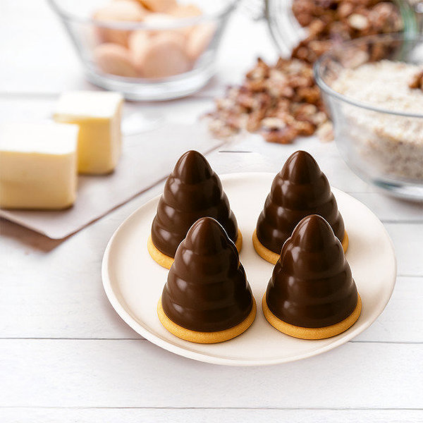 Baking Mould ORION Beehive mould 28 brown silicone Lifestyle