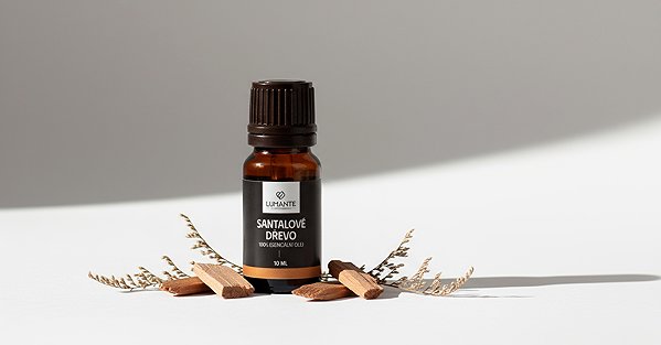LUMANTE Sandalwood Essential Oil 10 ml .