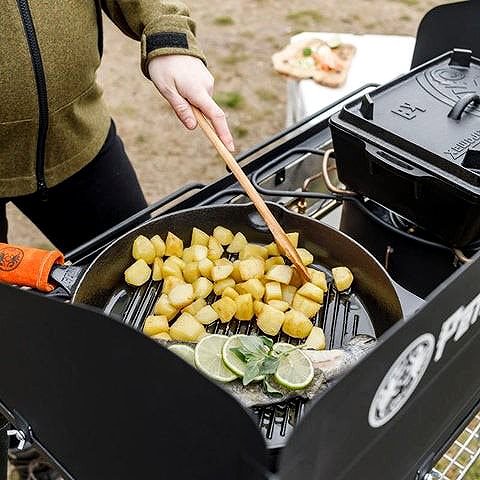 Grill pan Petromax GP30 Grill pan with handle 30 cm .