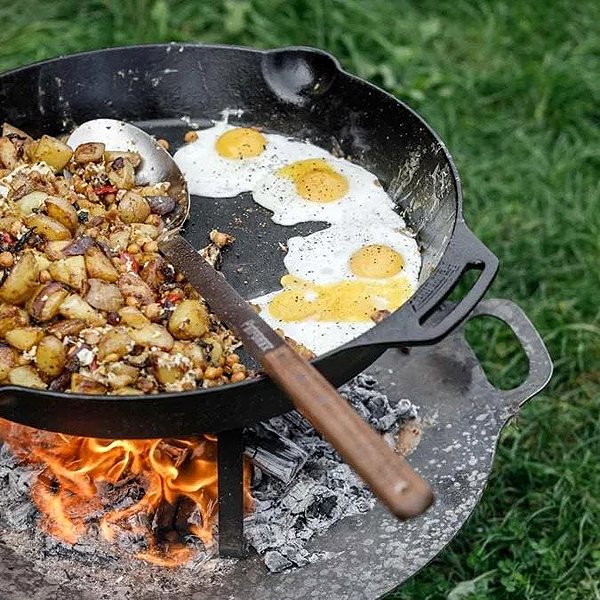 Pan Petromax FP35 Cast iron pan with two handles 35 cm .