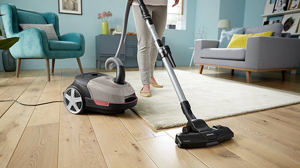 Philips Series 5000 XD5122/10 bagged vacuum cleaner.
