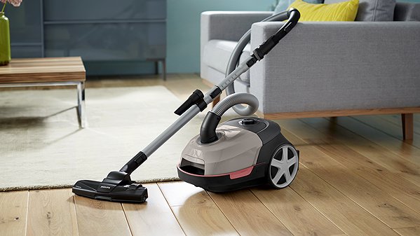 Philips Series 5000 XD5122/10 bagged vacuum cleaner.