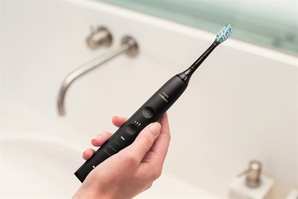 Electric Toothbrush Philips Sonicare 9000 DiamondClean HX9914/57 Lifestyle