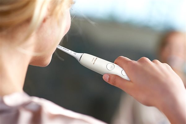 Electric Toothbrush Philips Sonicare 9000 DiamondClean HX9911/27 Lifestyle
