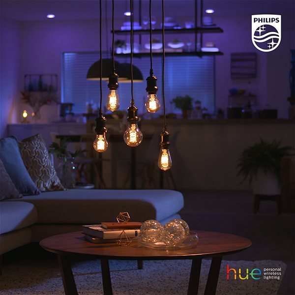 LED-Birne Philips Hue White Filament 7 Watt E27 G125 Lifestyle