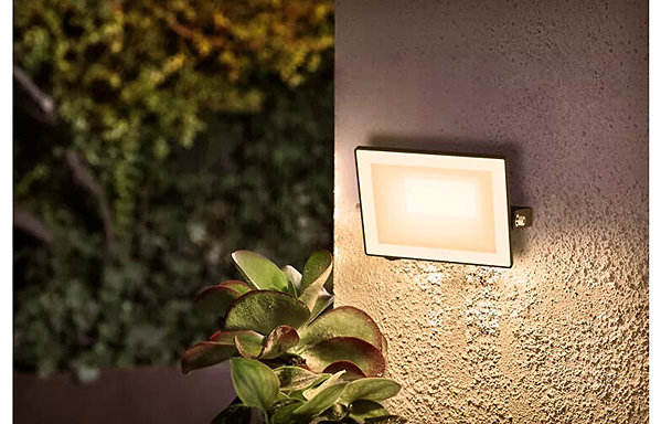 LED Reflector Philips Lois 30W 3200lm 5000K IP65 black ...