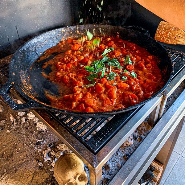 Pan Valhal Outdoor Cast iron pan with two handles 50cm .