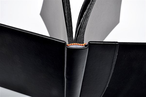 Photo Album KPH Variety Black with Black Pages Features/technology