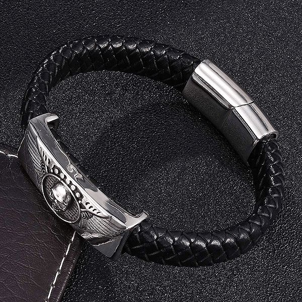 Predator Q1 Sprucewood men's bracelet Skull, black 20.5cm.